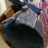 デニムパッチワーク渦刺し子刺繍ドラム型バック(ピンク赤系) - Image 5