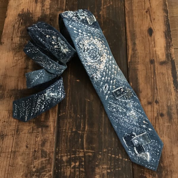 渦刺し子刺繍パッチワークデニムネクタイ - Image 2
