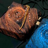 ブラックデニムオレンジ渦刺し子刺繍ミニバッグ - Image 2